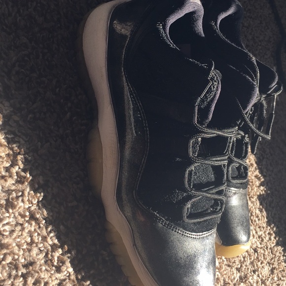 Jordan 11 - Picture 2 of 4